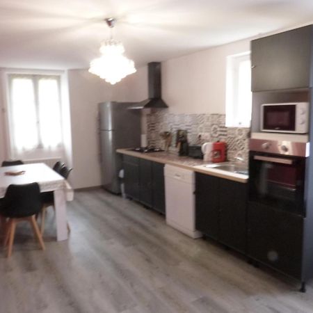 Logement Spacieux Rez-De-Chaussee, Jardin, Stationnement Devant, A 5 Minutes A Pied Du Centre De Sarlat Βίλα Εξωτερικό φωτογραφία