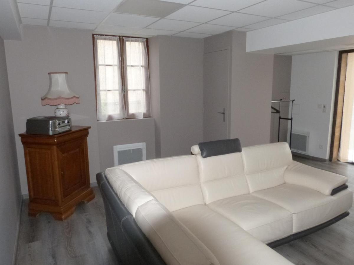 Logement Spacieux Rez-De-Chaussee, Jardin, Stationnement Devant, A 5 Minutes A Pied Du Centre De Sarlat Βίλα Εξωτερικό φωτογραφία