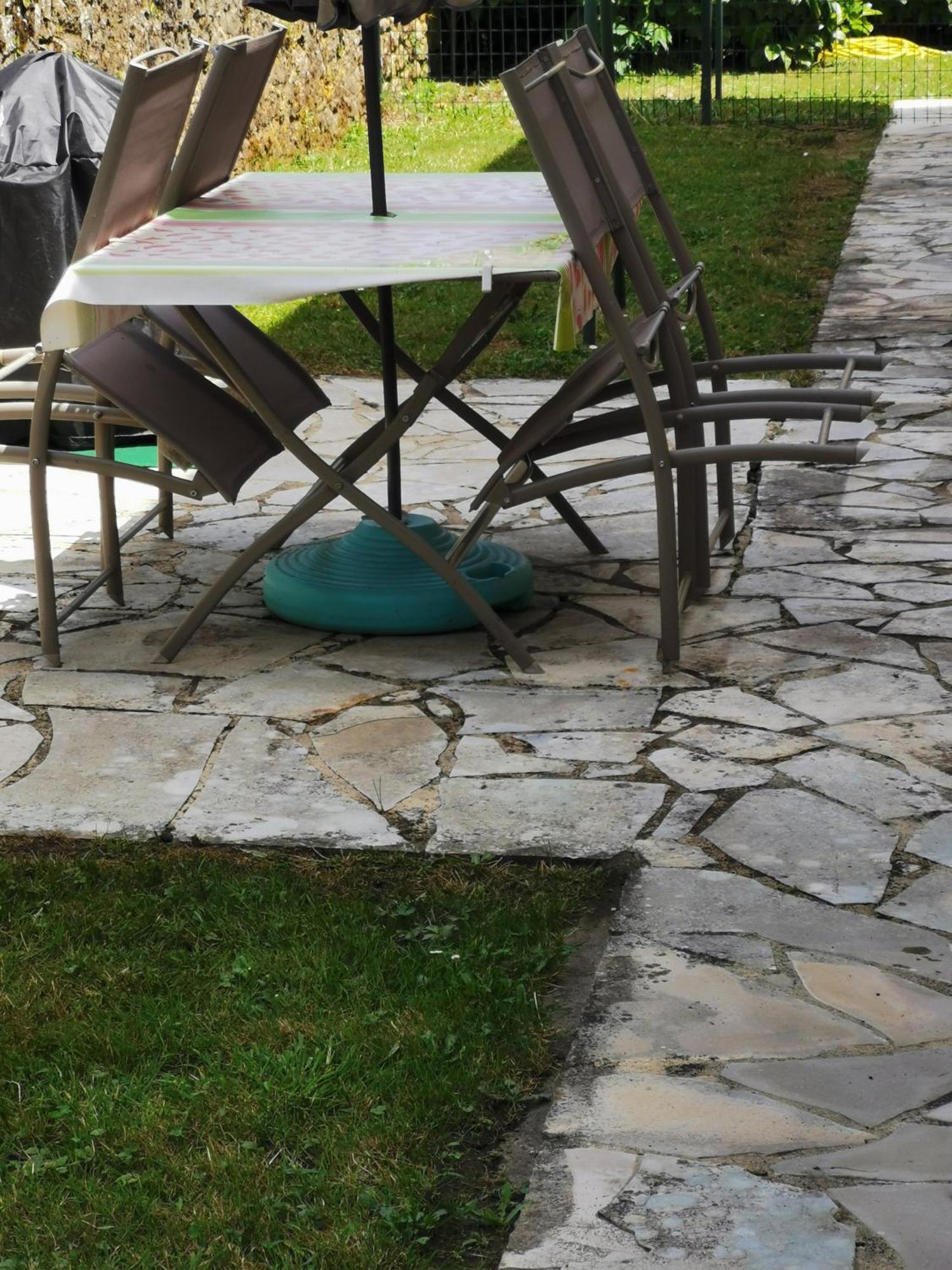 Logement Spacieux Rez-De-Chaussee, Jardin, Stationnement Devant, A 5 Minutes A Pied Du Centre De Sarlat Βίλα Εξωτερικό φωτογραφία