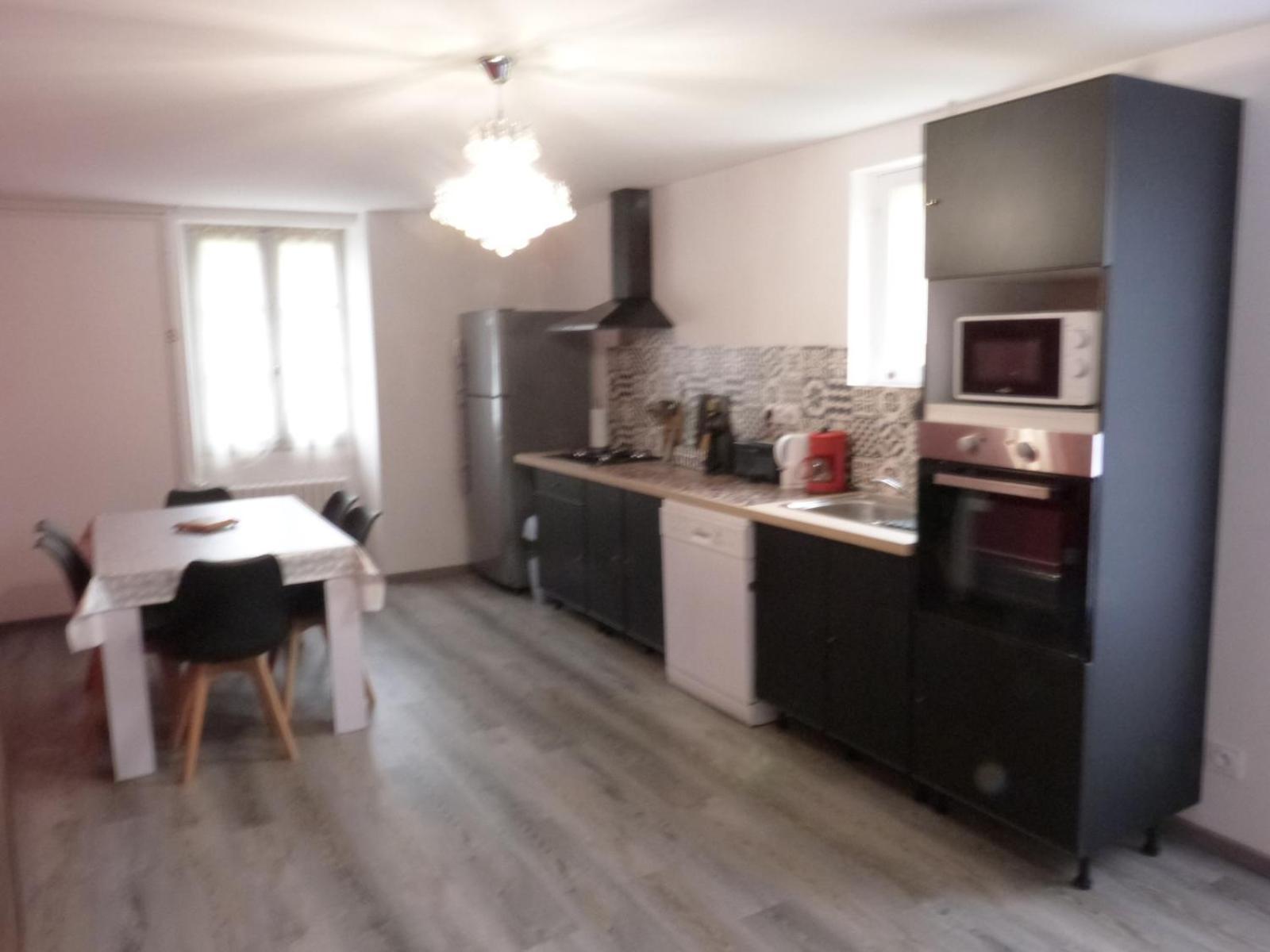 Logement Spacieux Rez-De-Chaussee, Jardin, Stationnement Devant, A 5 Minutes A Pied Du Centre De Sarlat Βίλα Εξωτερικό φωτογραφία